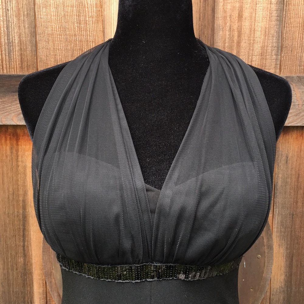 3/$20 Blonde Nites Slinky Halter Dress. Size 9